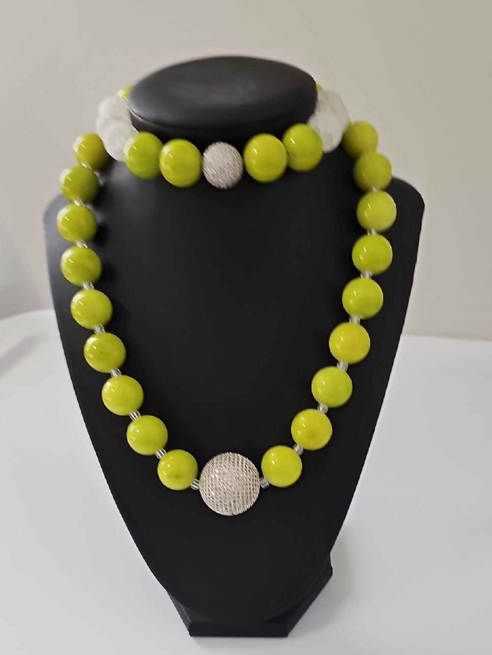 Artisan Made Elegant Lime Green Beaded Necklace/Bracelet Set with Silver Accent